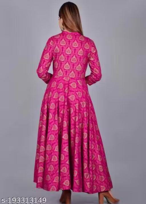 Charvi Attractive Women Kurta Sets