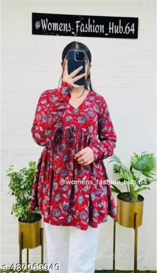 Trendy V-Neck Maroon Top