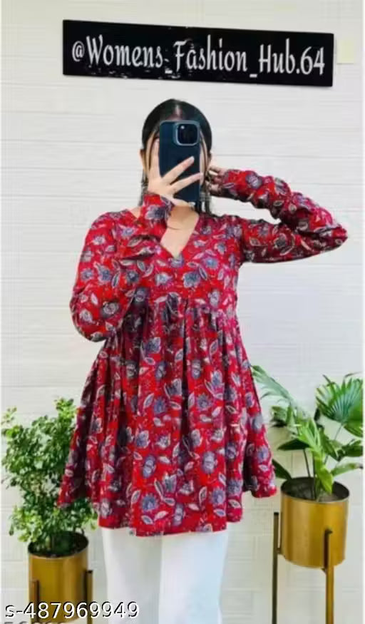 Trendy V-Neck Maroon Top